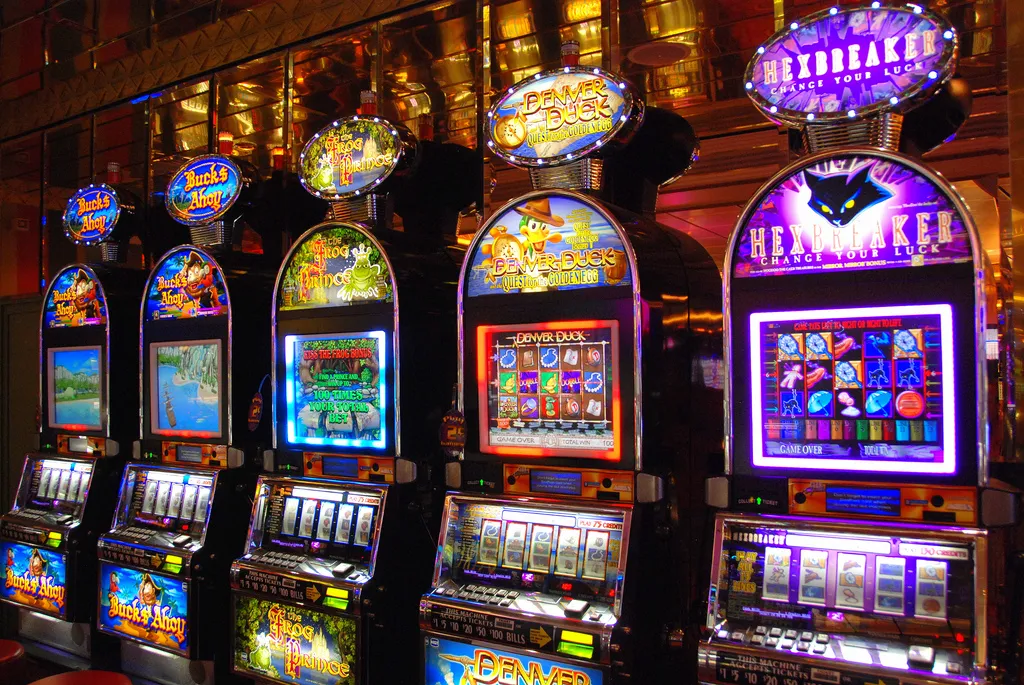 How Slot Machine Design Has Evolved